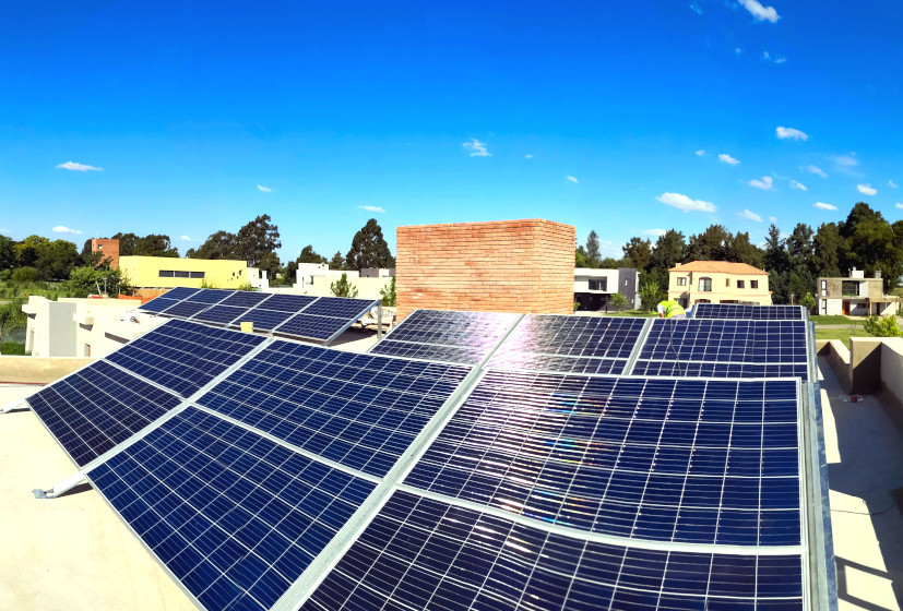 8 kw de Energia Solar para una casa en Tristan Suarez, Buenos Aires